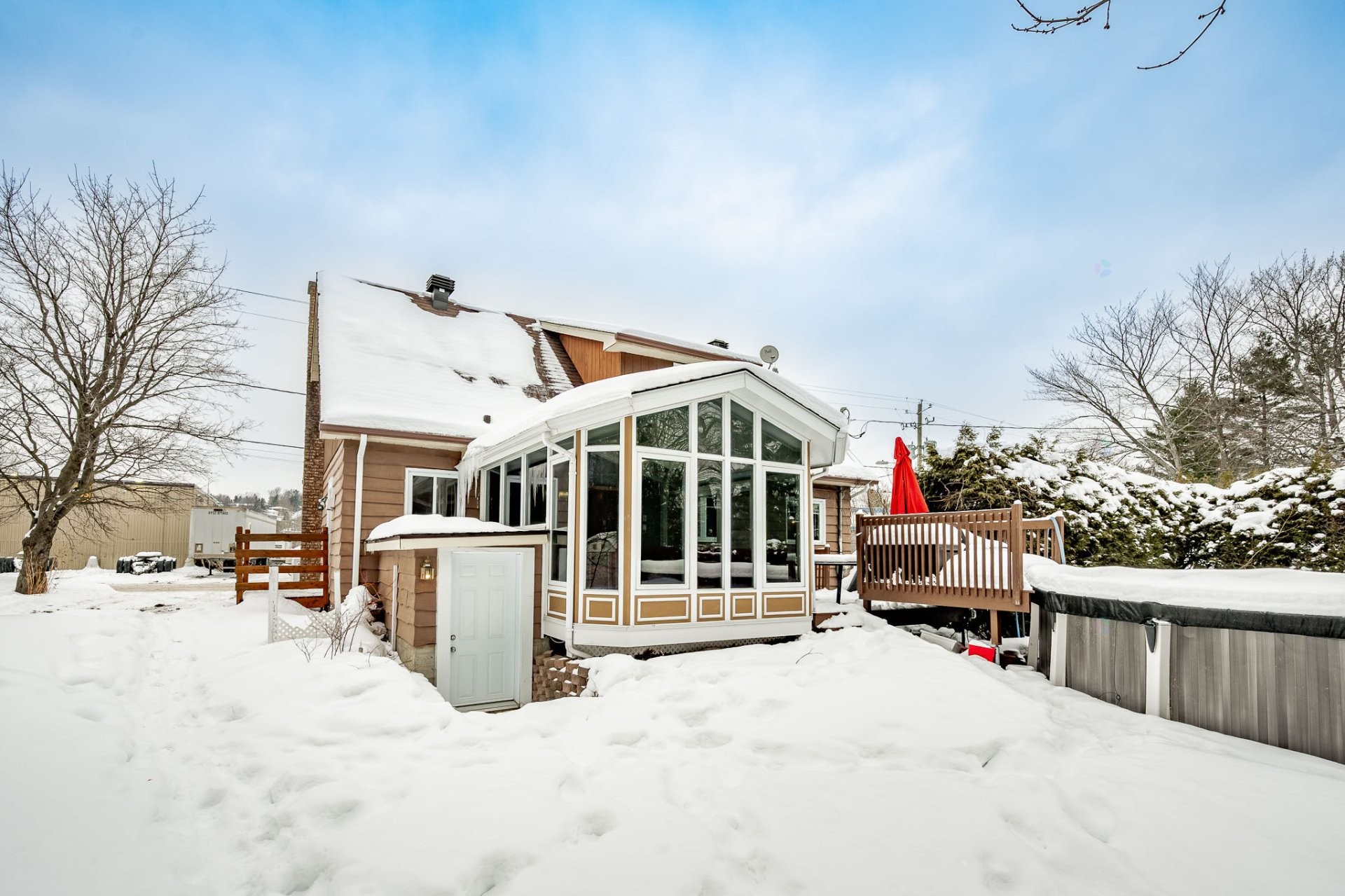 









2374


Rue Hertel

,
Sherbrooke (Les Nations),




QC
J1J2J2

