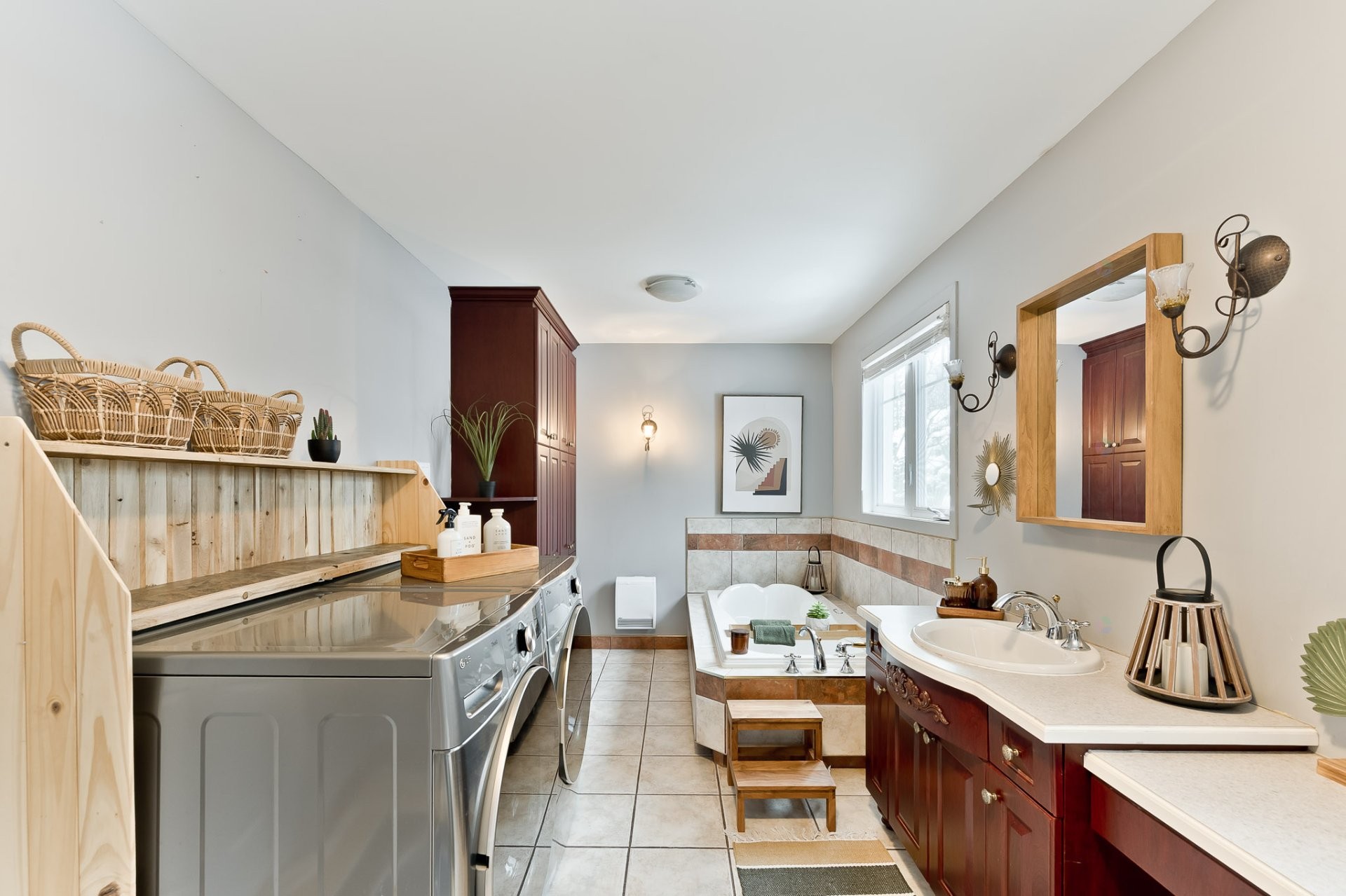 









2374


Rue Hertel

,
Sherbrooke (Les Nations),




QC
J1J2J2

