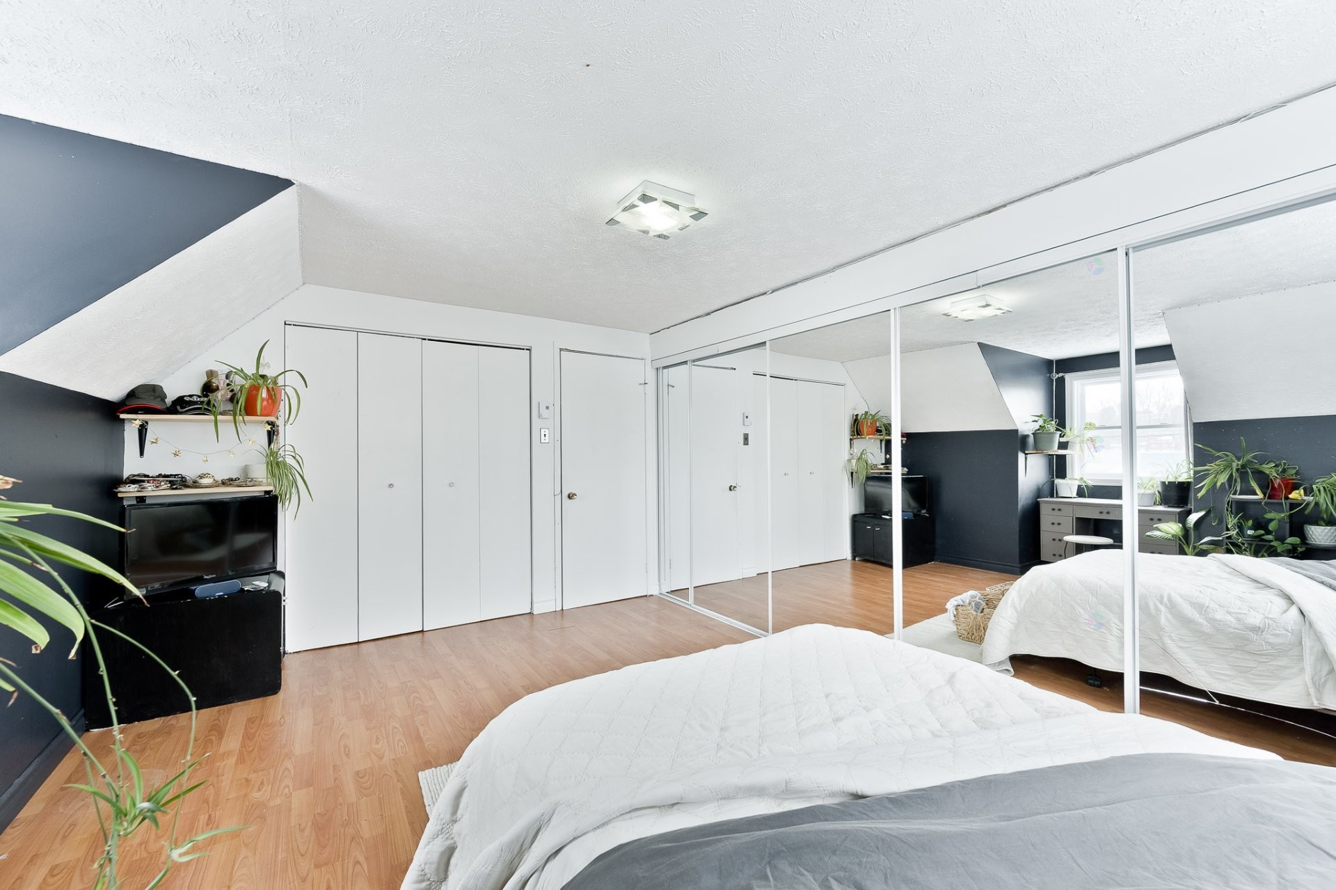 









2374


Rue Hertel

,
Sherbrooke (Les Nations),




QC
J1J2J2

