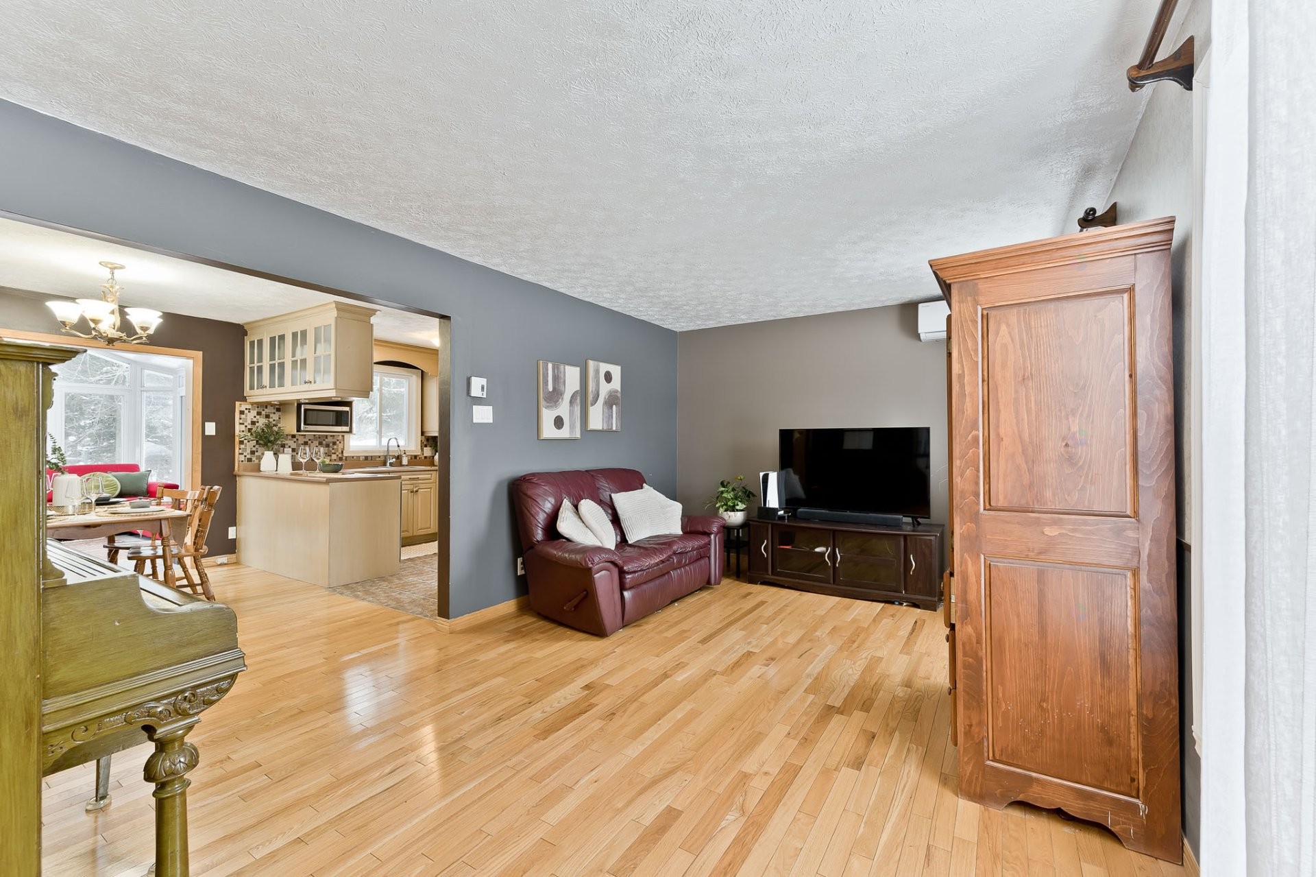 









2374


Rue Hertel

,
Sherbrooke (Les Nations),




QC
J1J2J2

