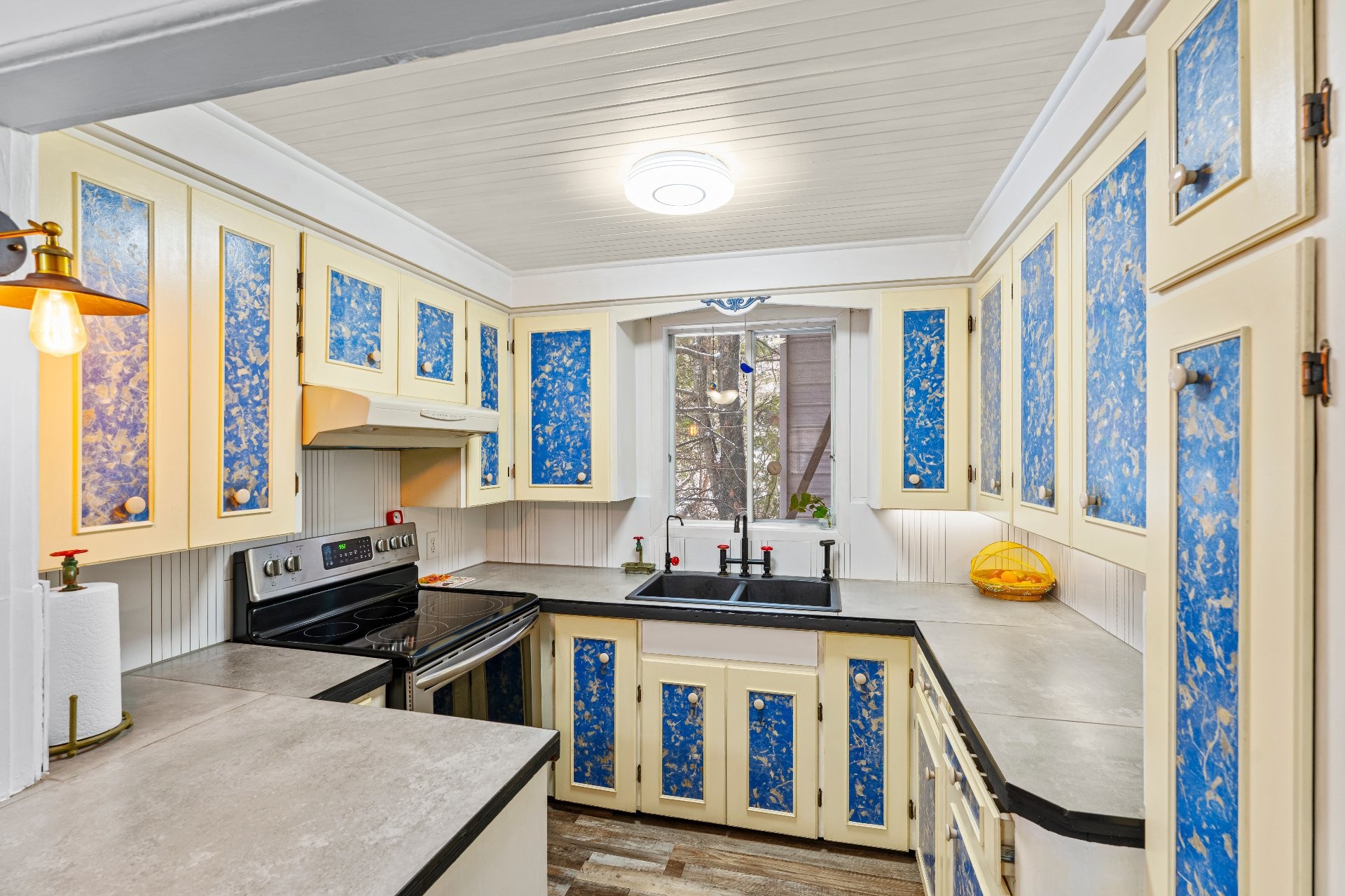 









655Z

 - 661Z


Rue Dufferin

,
Stanstead - Ville,




QC
J0B3E0

