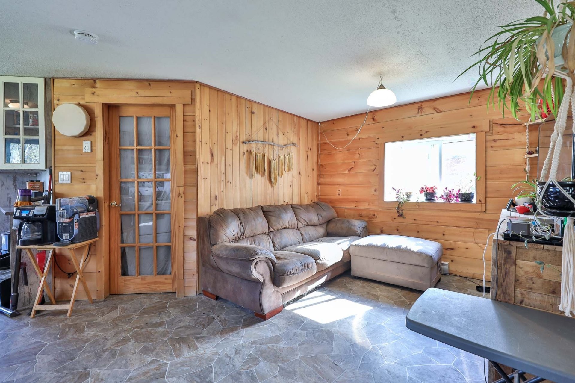 









26


Ch. de la Frontière

,
Sainte-Thérèse-de-la-Gatineau,




QC
J9X2X0

