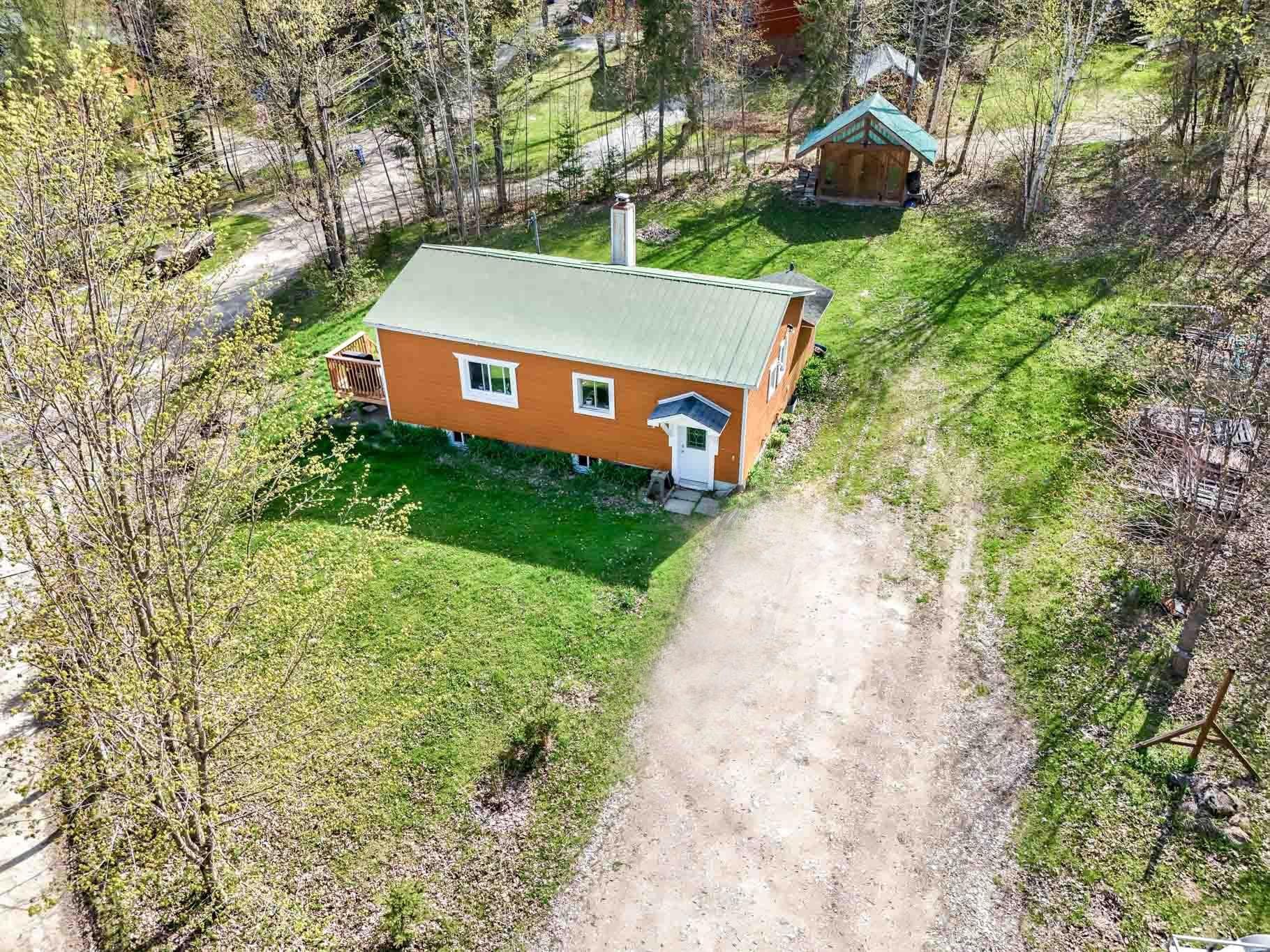 









26


Ch. de la Frontière

,
Sainte-Thérèse-de-la-Gatineau,




QC
J9X2X0

