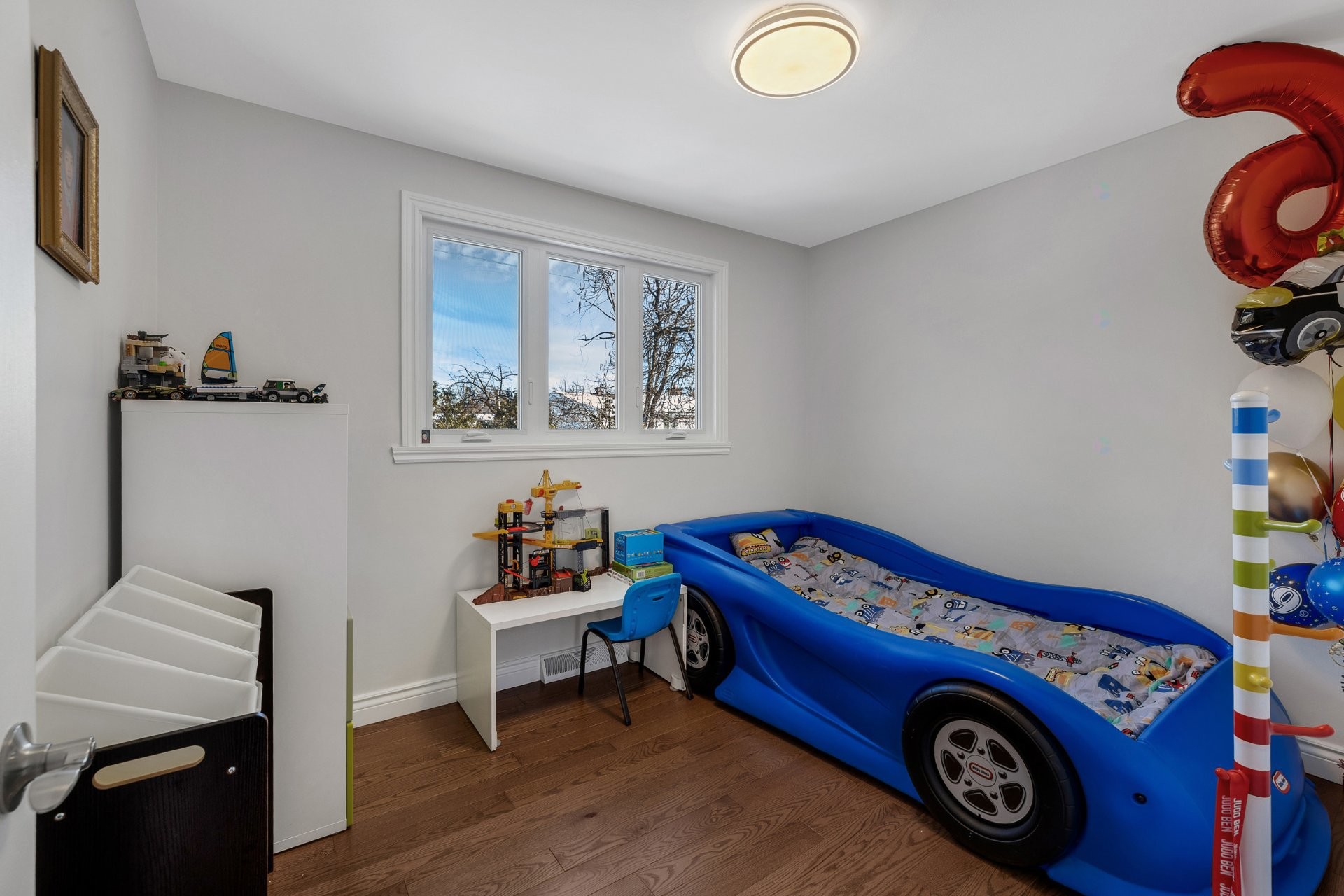 









305


Rue Blythwood

,
Dollard-des-Ormeaux,




QC
H9G1V6

