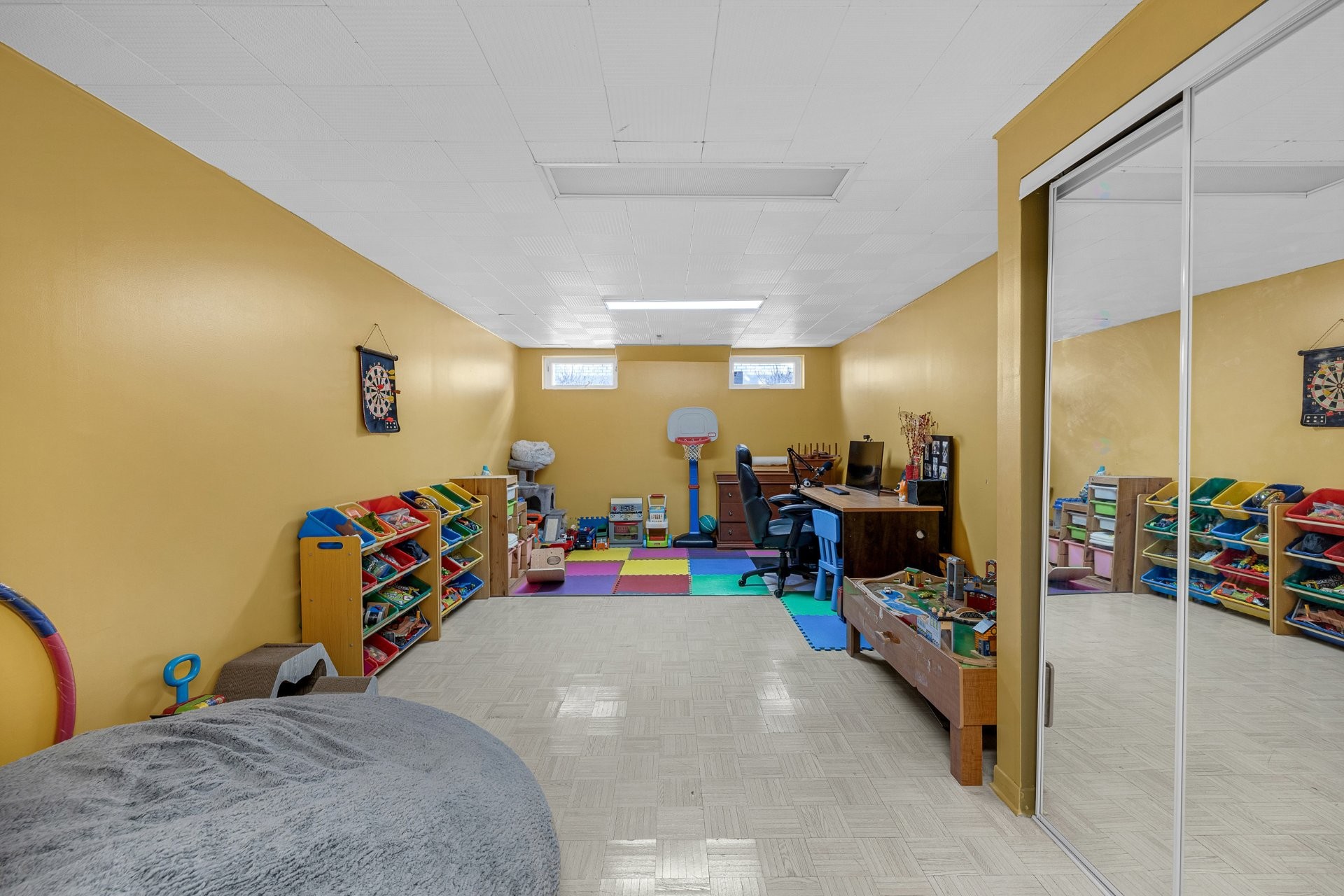 









305


Rue Blythwood

,
Dollard-des-Ormeaux,




QC
H9G1V6

