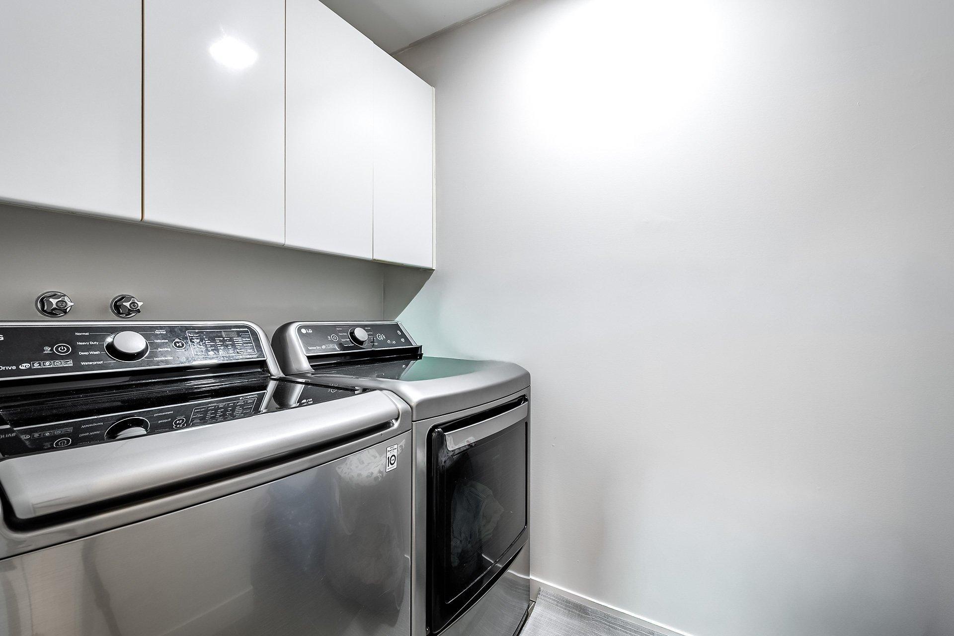 









275


Alice-Carrière Street

,
Beaconsfield,




QC
H9W6E6

