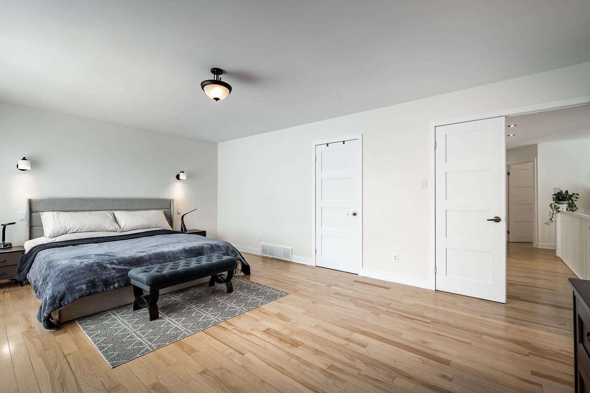 









275


Alice-Carrière Street

,
Beaconsfield,




QC
H9W6E6

