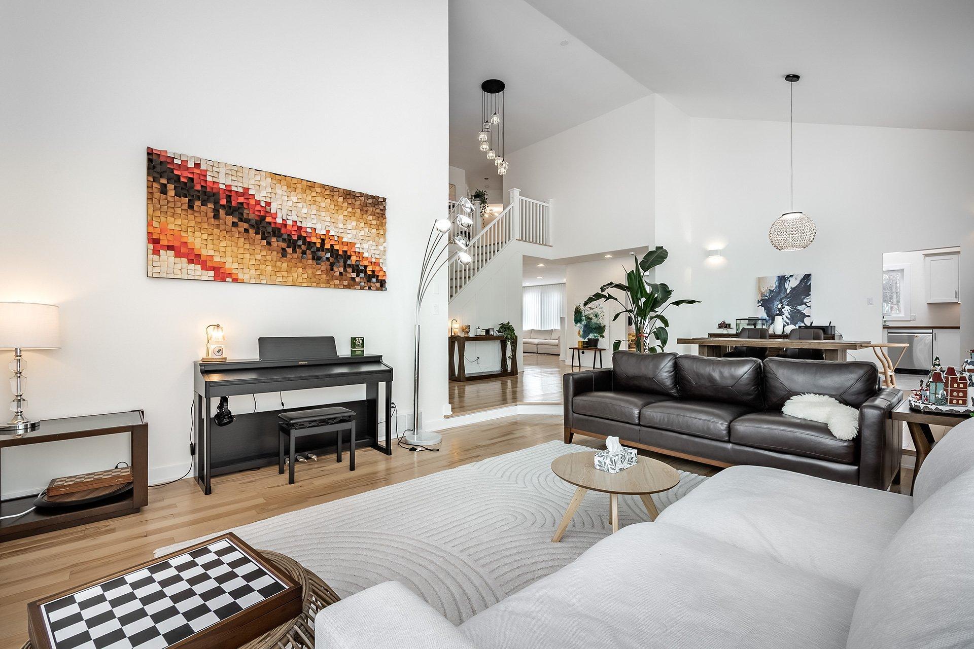 









275


Alice-Carrière Street

,
Beaconsfield,




QC
H9W6E6

