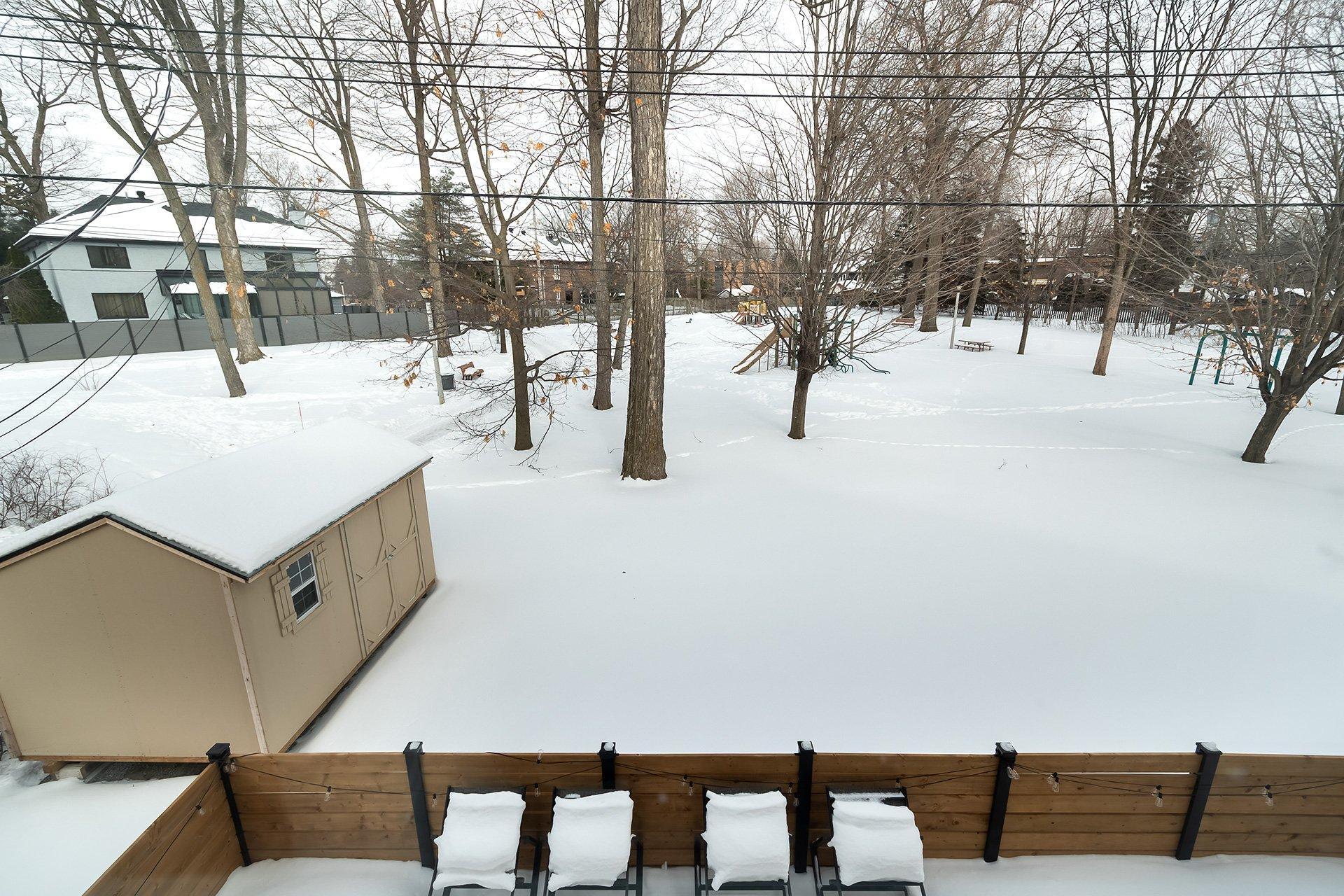 









275


Alice-Carrière Street

,
Beaconsfield,




QC
H9W6E6

