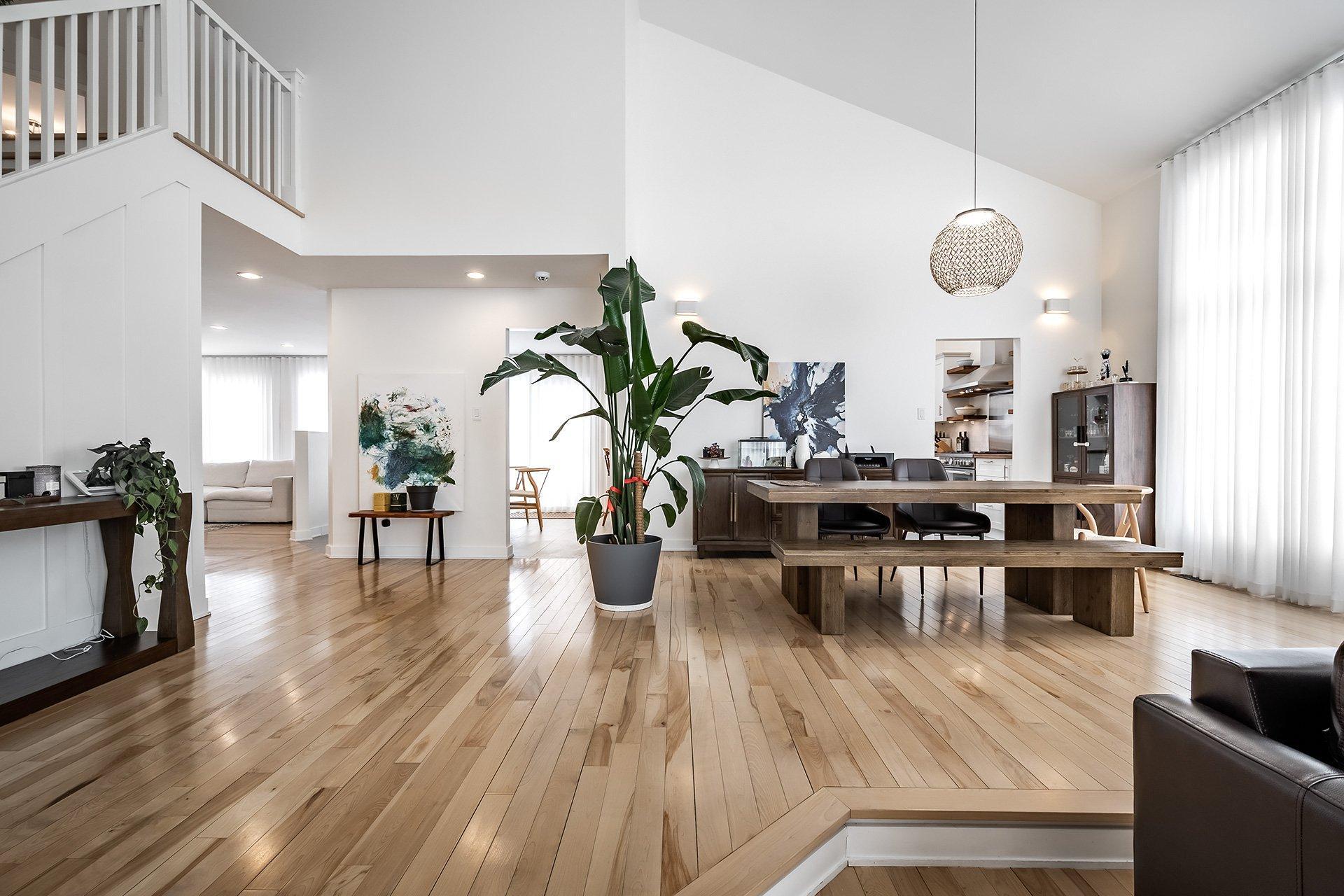 









275


Alice-Carrière Street

,
Beaconsfield,




QC
H9W6E6

