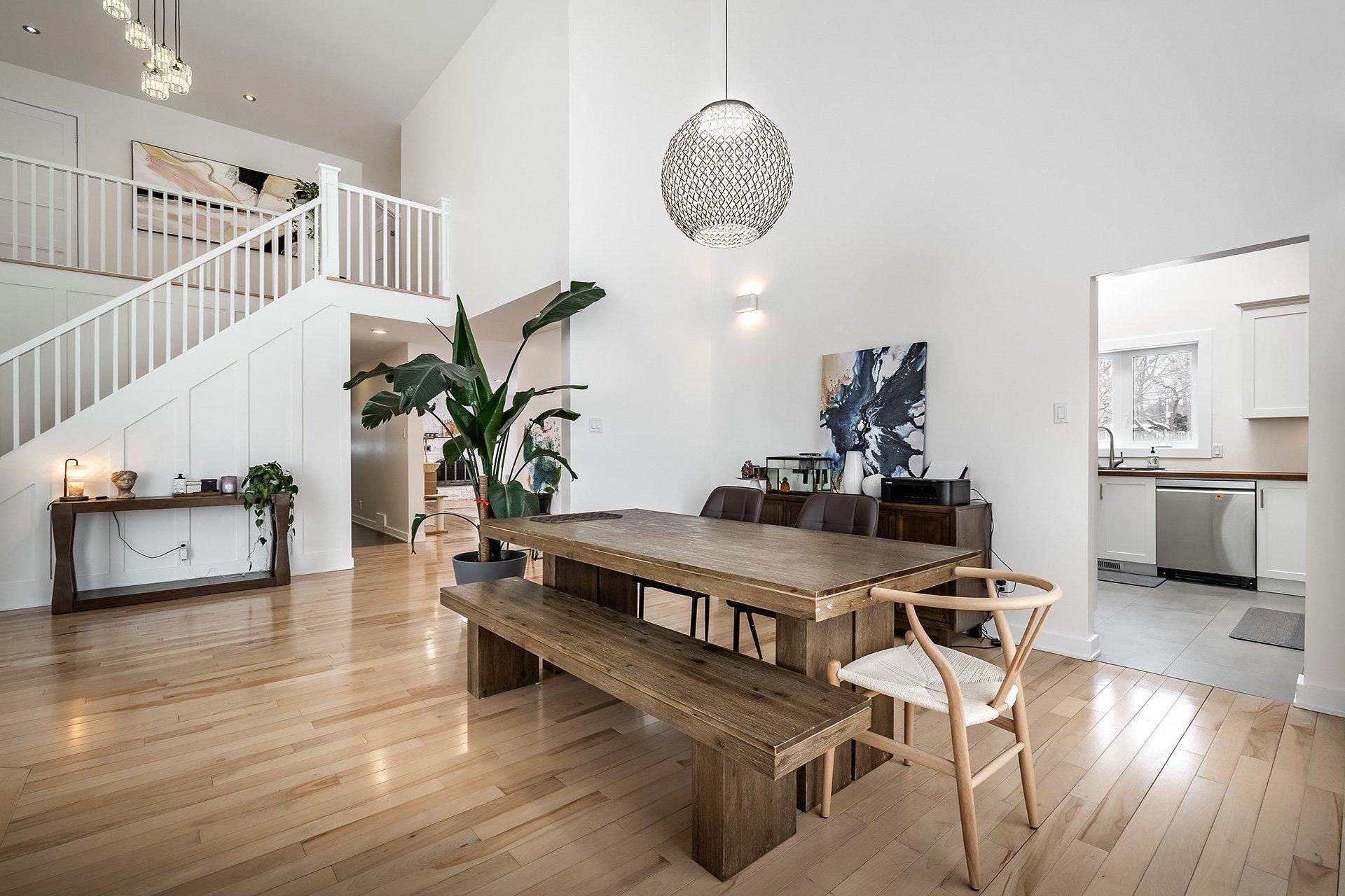 









275


Alice-Carrière Street

,
Beaconsfield,




QC
H9W6E6

