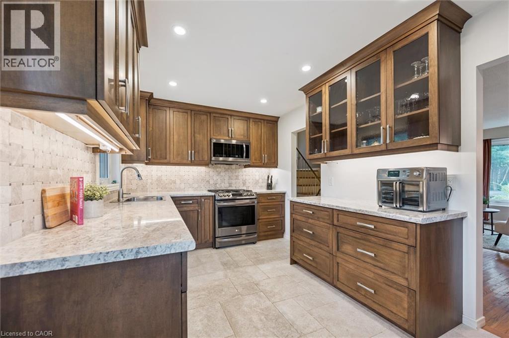 












47 ARGYLE Drive

,
Guelph,




Ontario
N1G2P4

