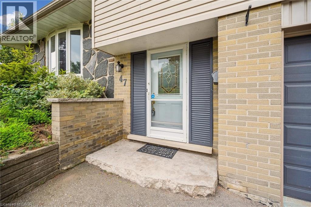 












47 ARGYLE Drive

,
Guelph,




Ontario
N1G2P4

