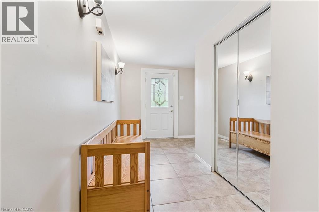 












47 ARGYLE Drive

,
Guelph,




Ontario
N1G2P4

