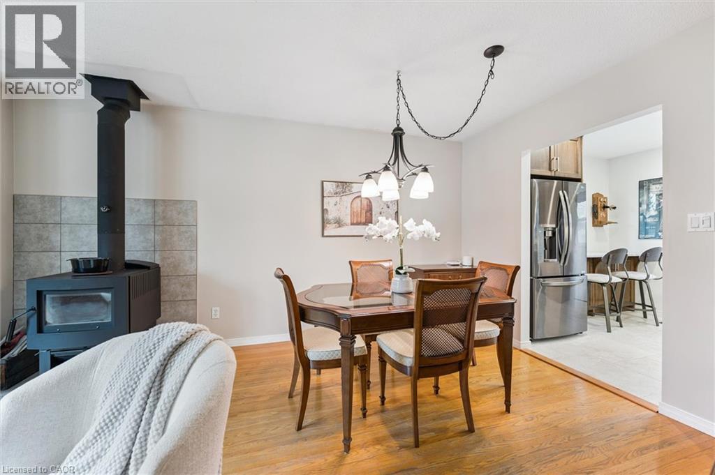 












47 ARGYLE Drive

,
Guelph,




Ontario
N1G2P4

