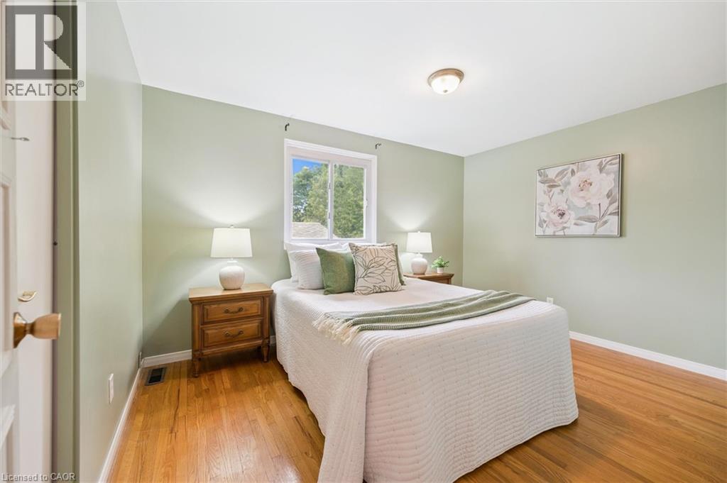 












47 ARGYLE Drive

,
Guelph,




Ontario
N1G2P4

