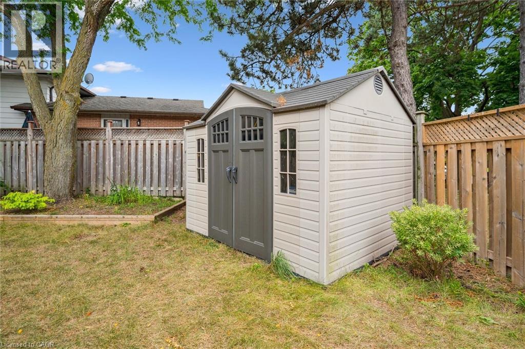 












47 ARGYLE Drive

,
Guelph,




Ontario
N1G2P4

