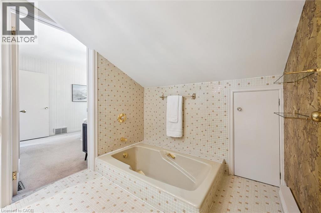 












67 WOODSIDE Road

,
Guelph,




Ontario
N1G2H1

