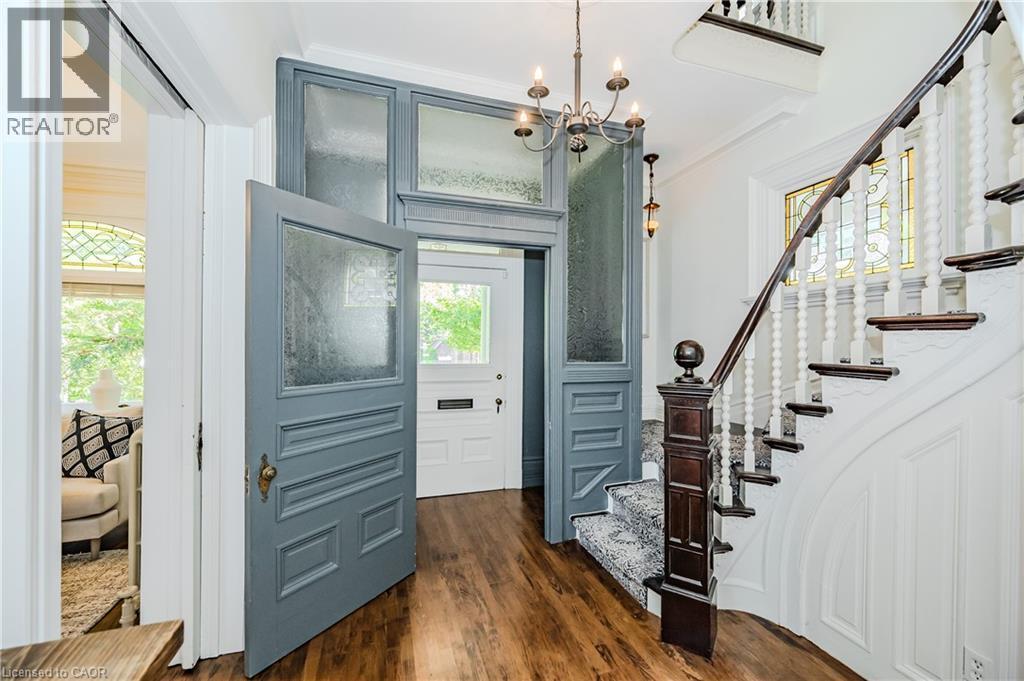 












138 DUBLIN Street N

,
Guelph,




Ontario
N1H4N7

