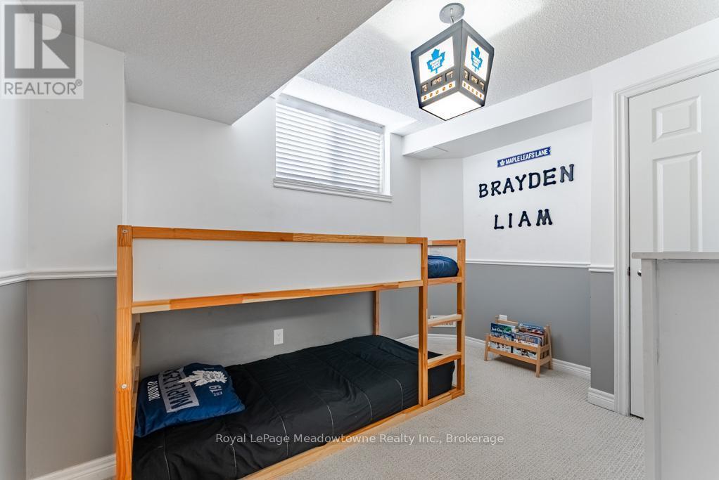 












77 - 1380 COSTIGAN ROAD

,
Milton (CL Clarke),




Ontario
L9T8L2

