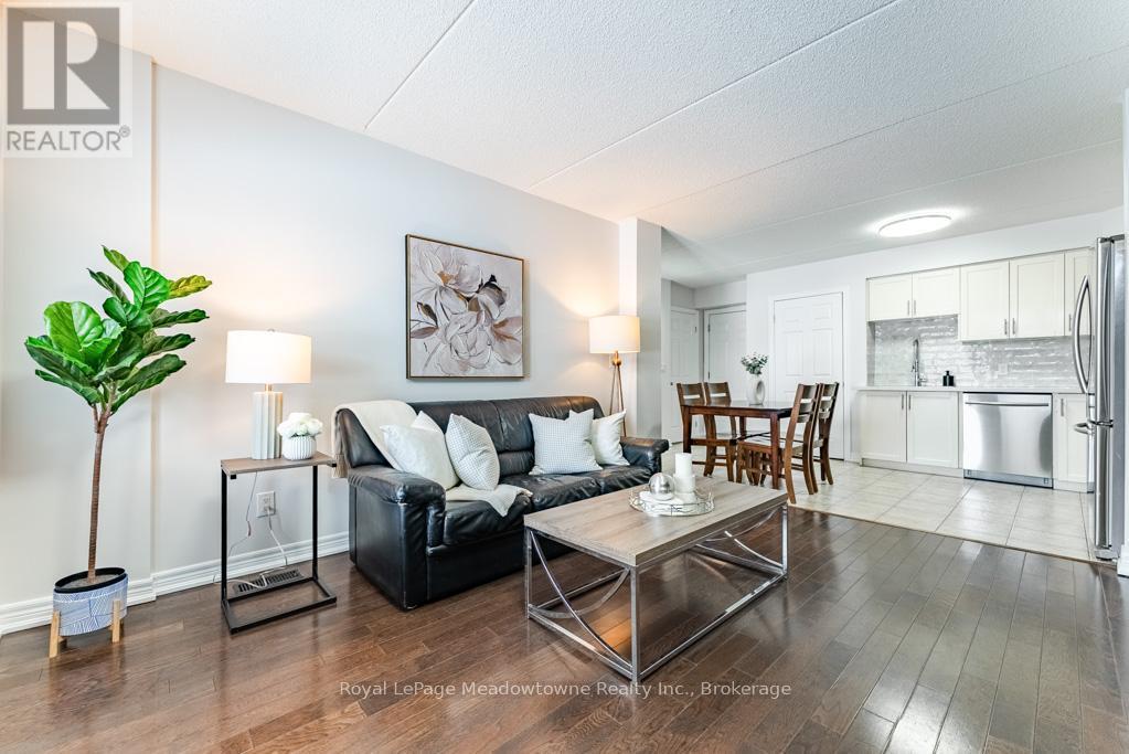 












77 - 1380 COSTIGAN ROAD

,
Milton (CL Clarke),




Ontario
L9T8L2

