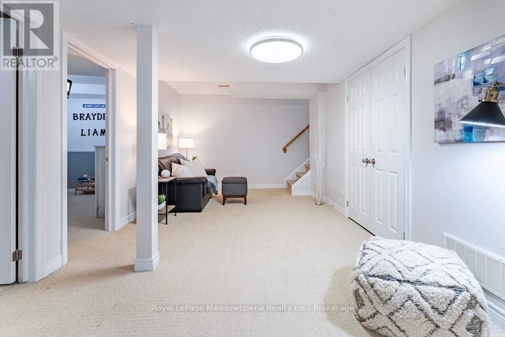 












77 - 1380 COSTIGAN ROAD

,
Milton (CL Clarke),




Ontario
L9T8L2

