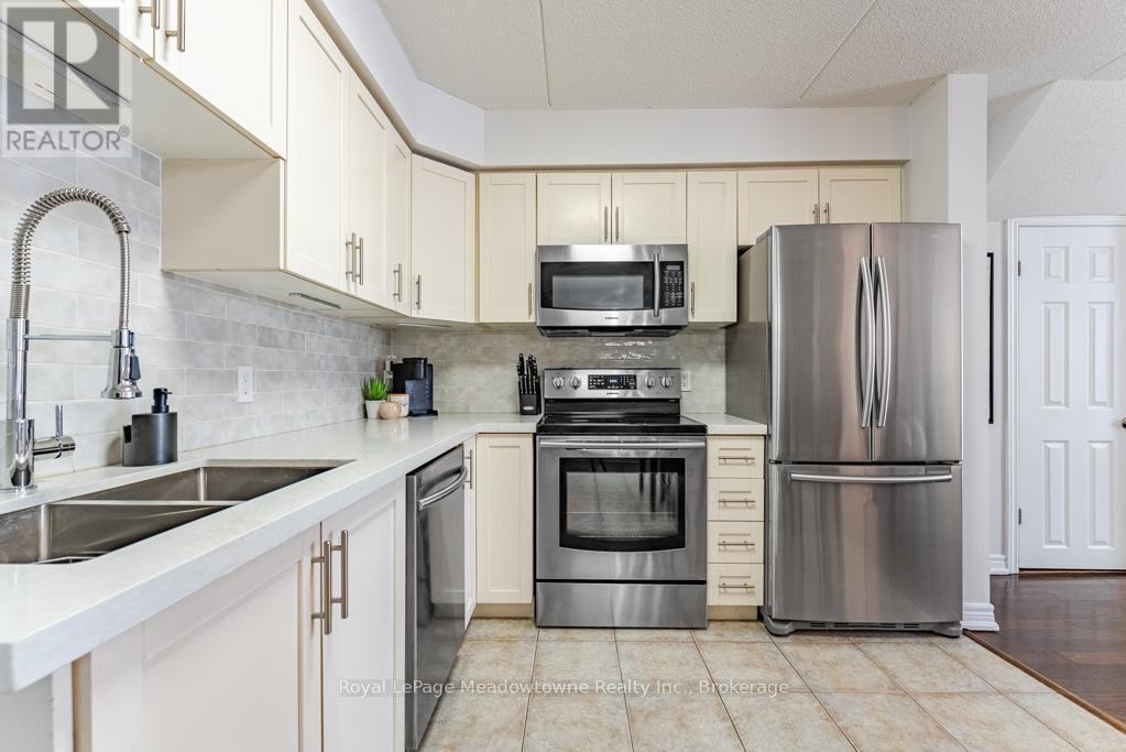 












77 - 1380 COSTIGAN ROAD

,
Milton (CL Clarke),




Ontario
L9T8L2

