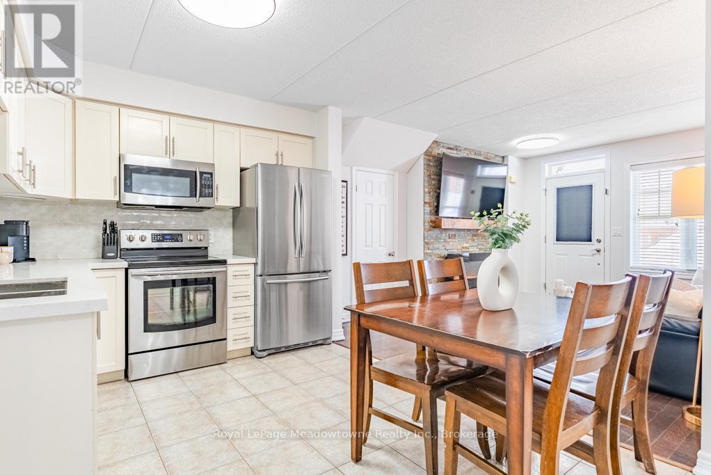 












77 - 1380 COSTIGAN ROAD

,
Milton (CL Clarke),




Ontario
L9T8L2

