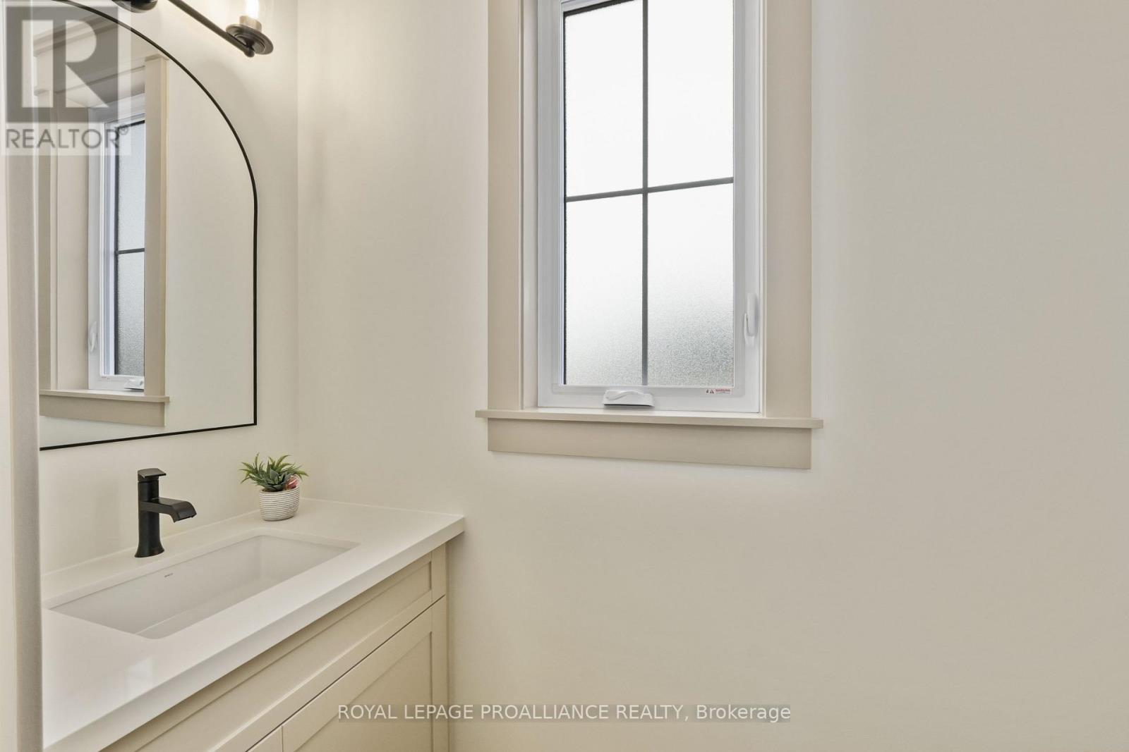 












27 HOLLINGSWORTH STREET

,
Cramahe (Colborne),




Ontario
K0K1S0

