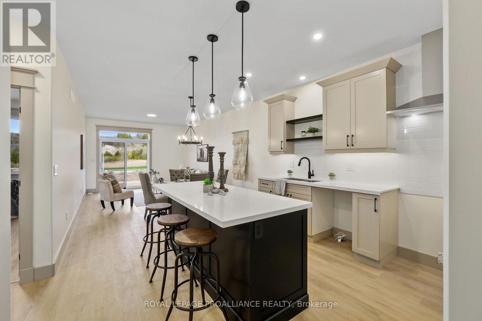 












27 HOLLINGSWORTH STREET

,
Cramahe (Colborne),




Ontario
K0K1S0

