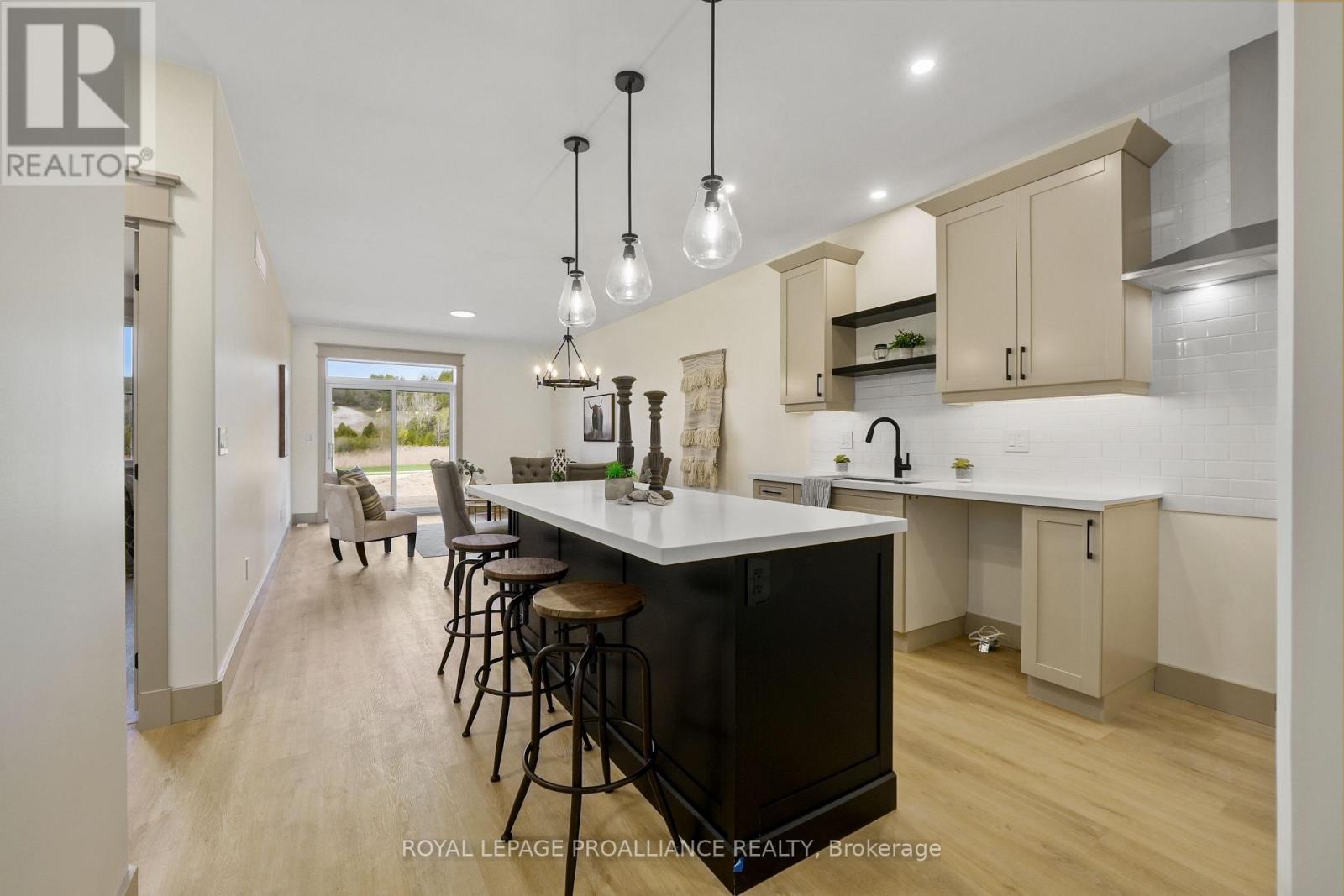 












27 HOLLINGSWORTH STREET

,
Cramahe (Colborne),




Ontario
K0K1S0

