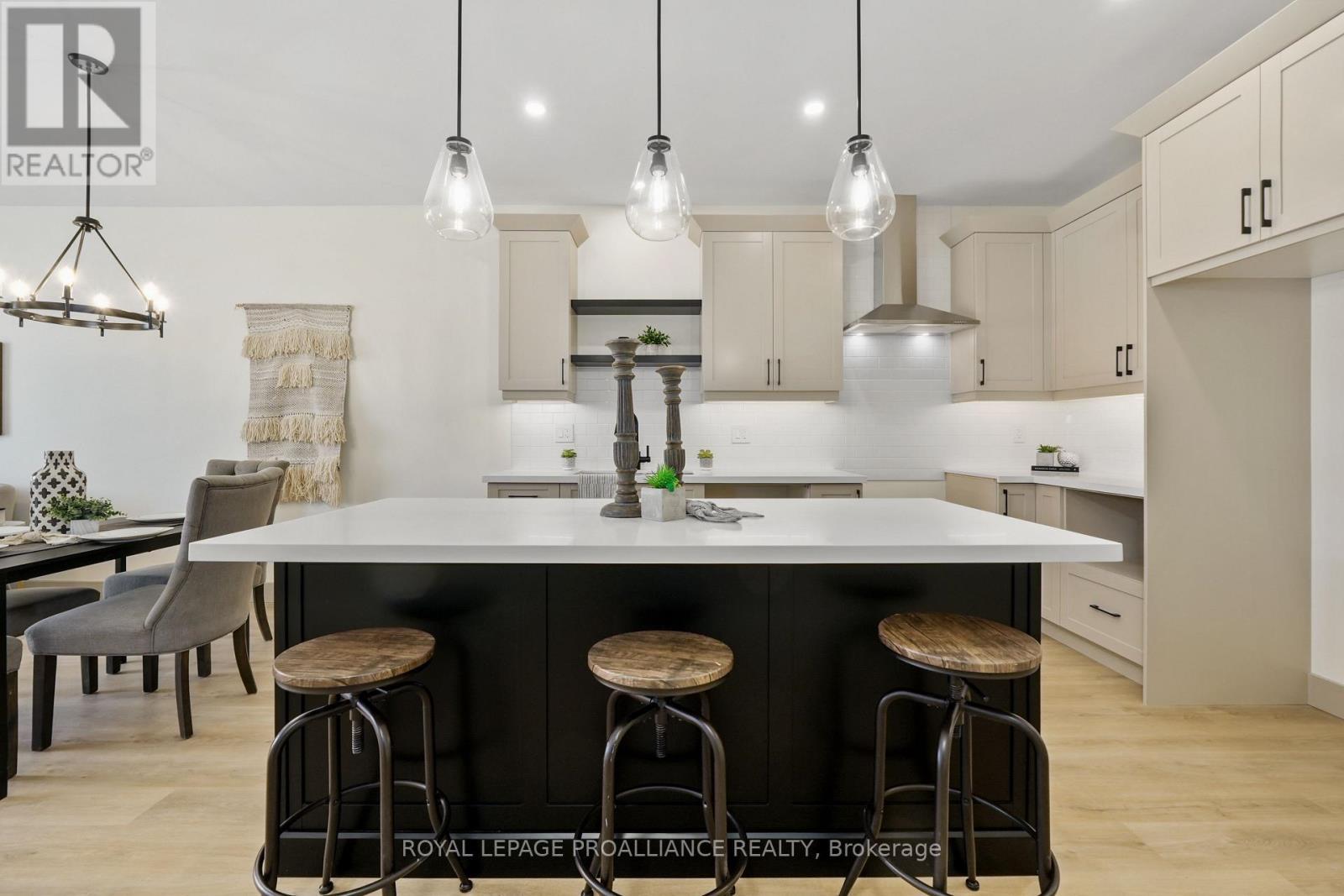 












27 HOLLINGSWORTH STREET

,
Cramahe (Colborne),




Ontario
K0K1S0


