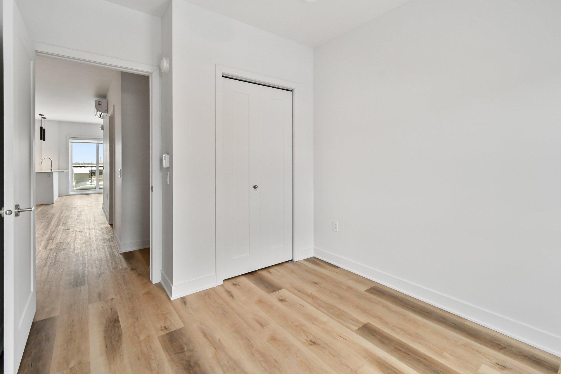 









2121


Av. Papineau

, 505,
Montréal (Ville-Marie),




QC
H2K4J5

