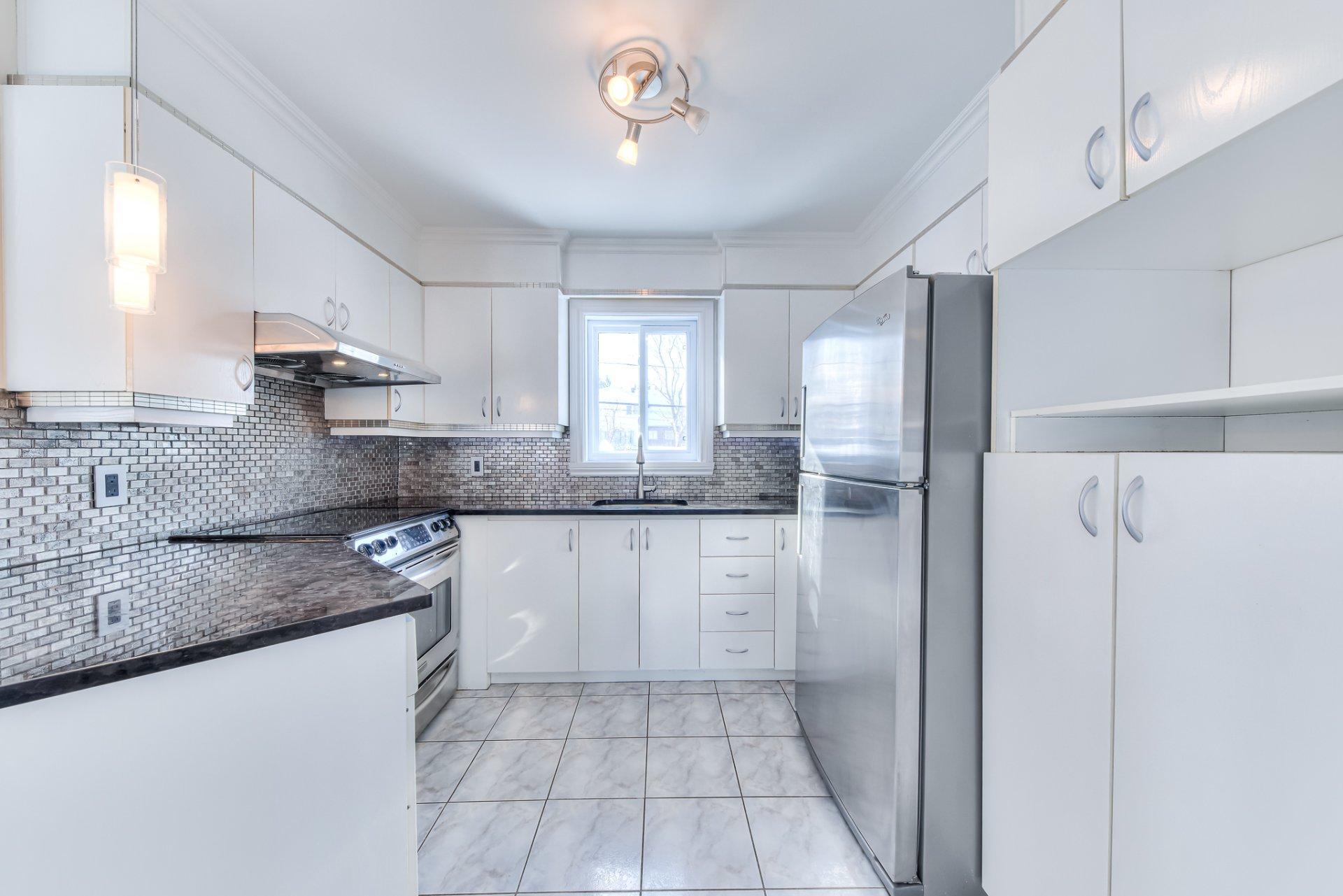 









2600


Rue Camus

,
Terrebonne (Terrebonne),




QC
J6Y1S2

