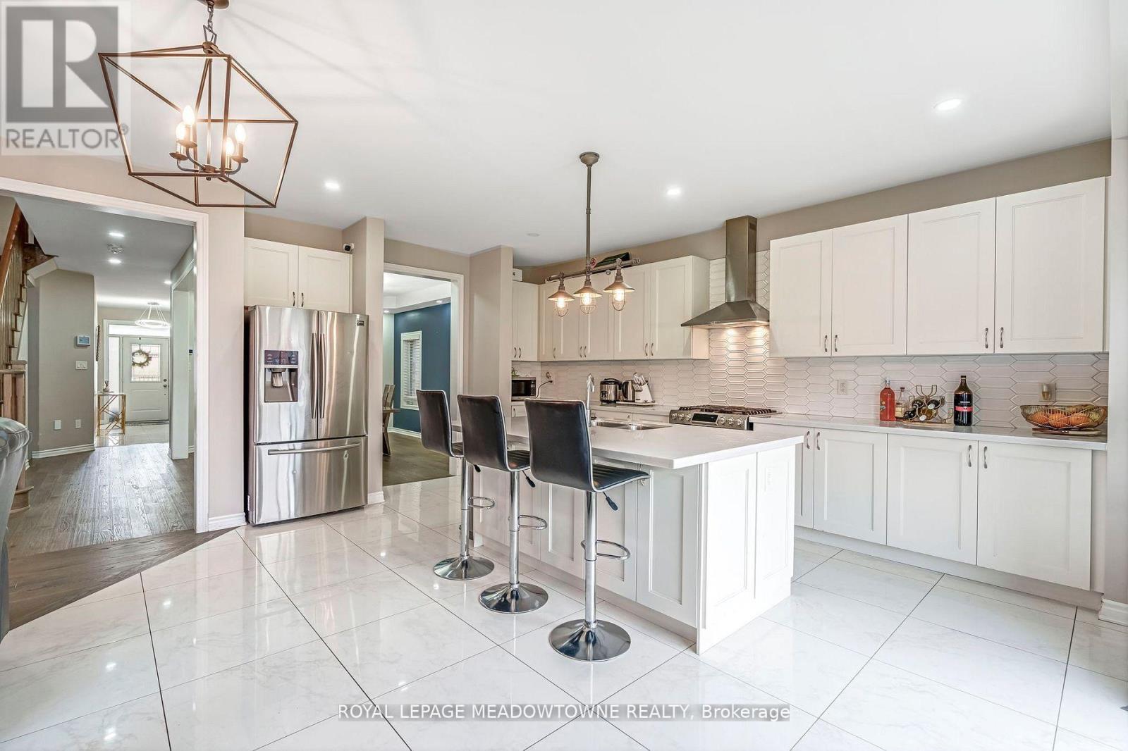 












1029 BARTON WAY

,
Innisfil,




Ontario
L9S4R7

