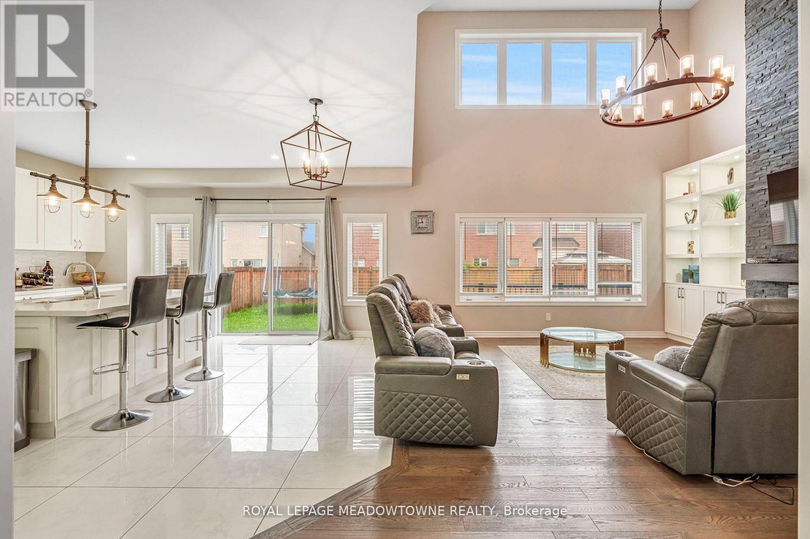 












1029 BARTON WAY

,
Innisfil,




Ontario
L9S4R7

