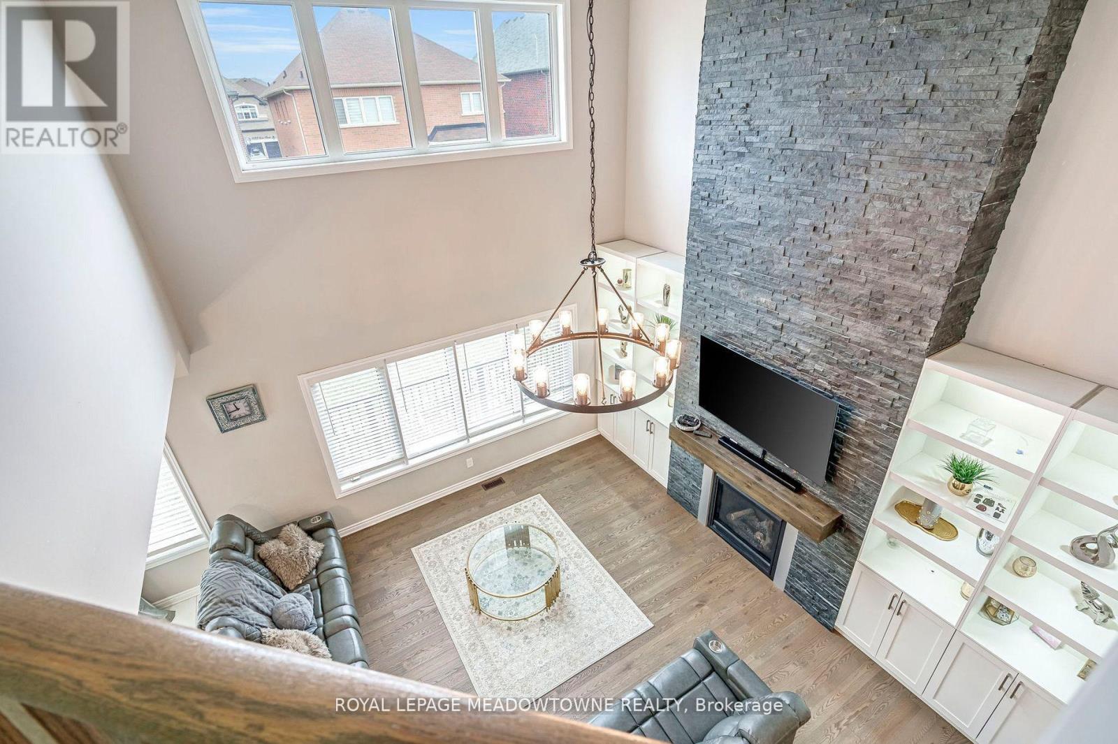 












1029 BARTON WAY

,
Innisfil,




Ontario
L9S4R7

