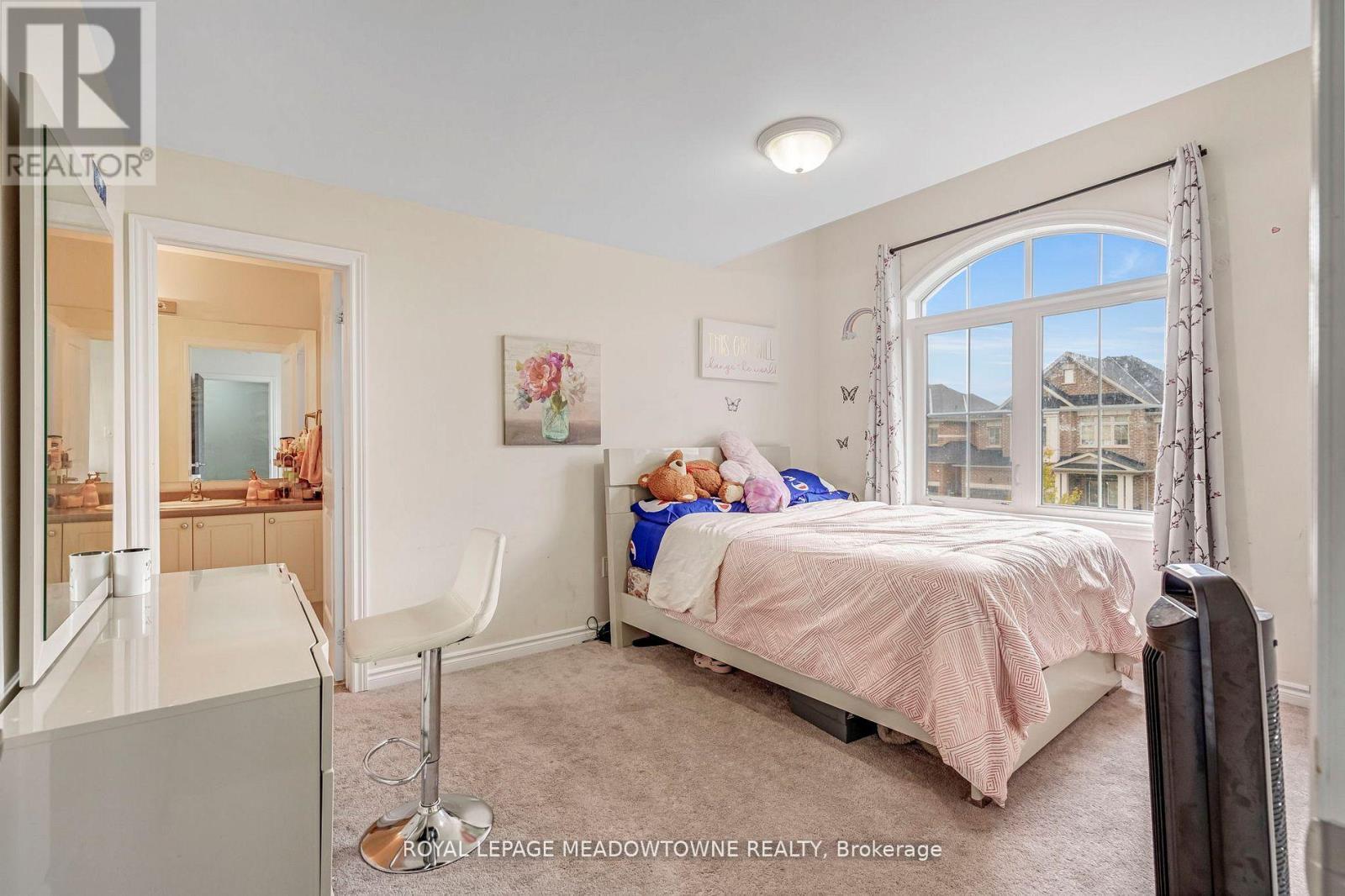 












1029 BARTON WAY

,
Innisfil,




Ontario
L9S4R7

