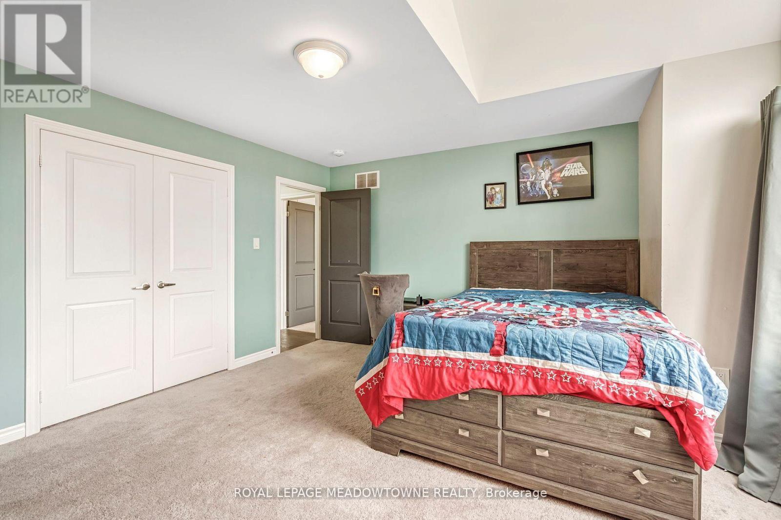 












1029 BARTON WAY

,
Innisfil,




Ontario
L9S4R7

