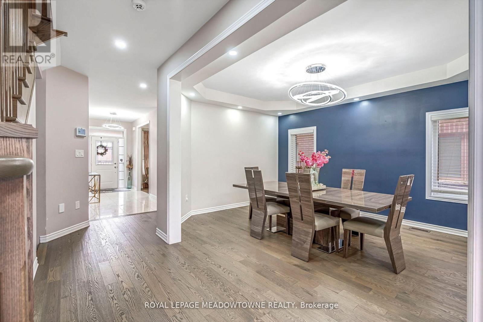 












1029 BARTON WAY

,
Innisfil,




Ontario
L9S4R7

