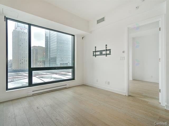 









1288


Av. des Canadiens-de-Montréal

, 1206,
Montréal (Ville-Marie),




QC
H3B3B3

