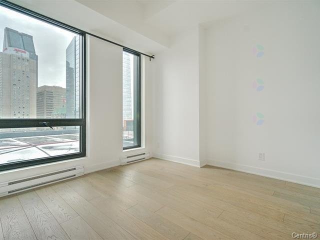 









1288


Av. des Canadiens-de-Montréal

, 1206,
Montréal (Ville-Marie),




QC
H3B3B3

