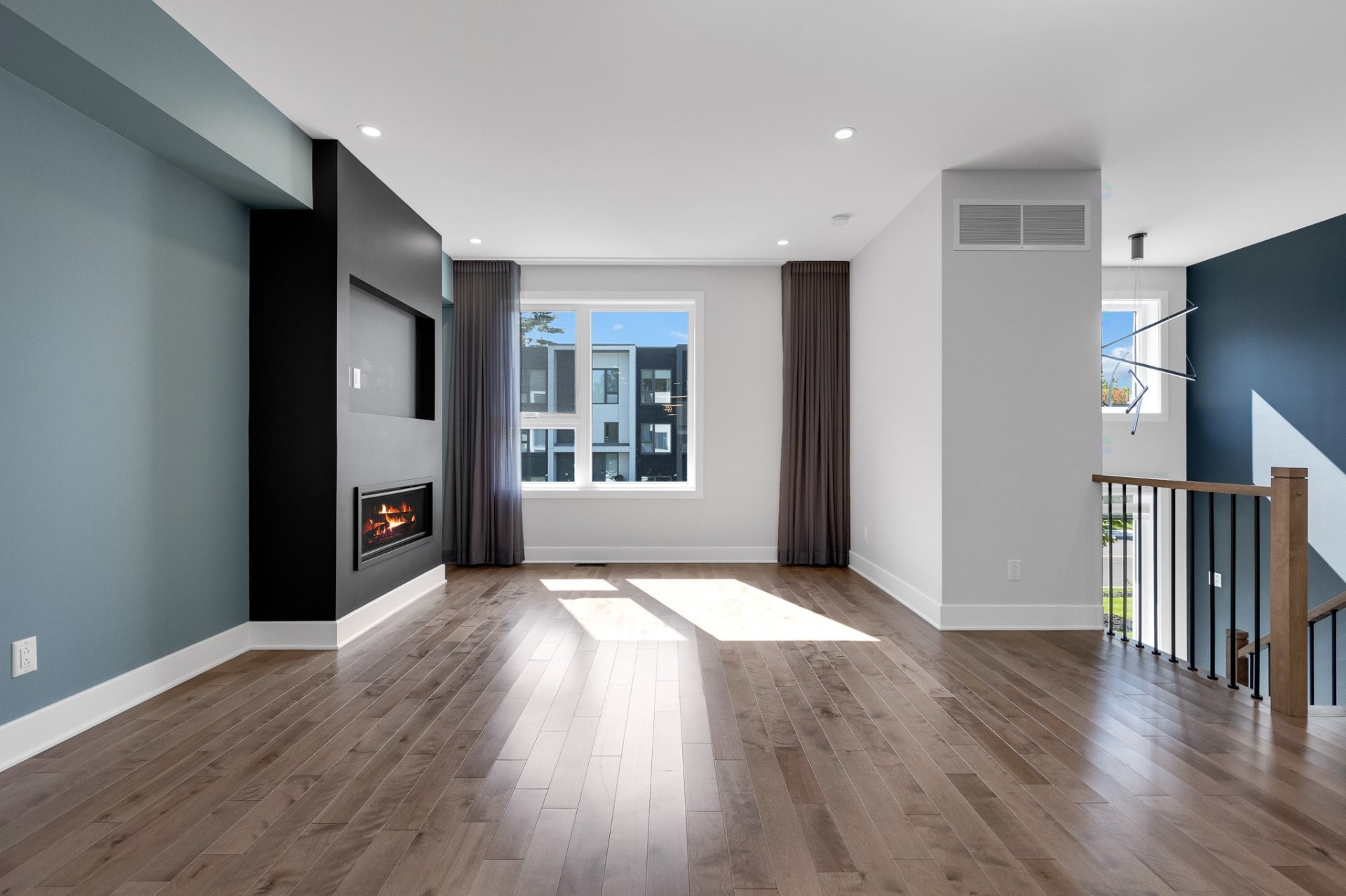 









366


Rue de Belledonne

,
Blainville,




QC
J7C0Z3

