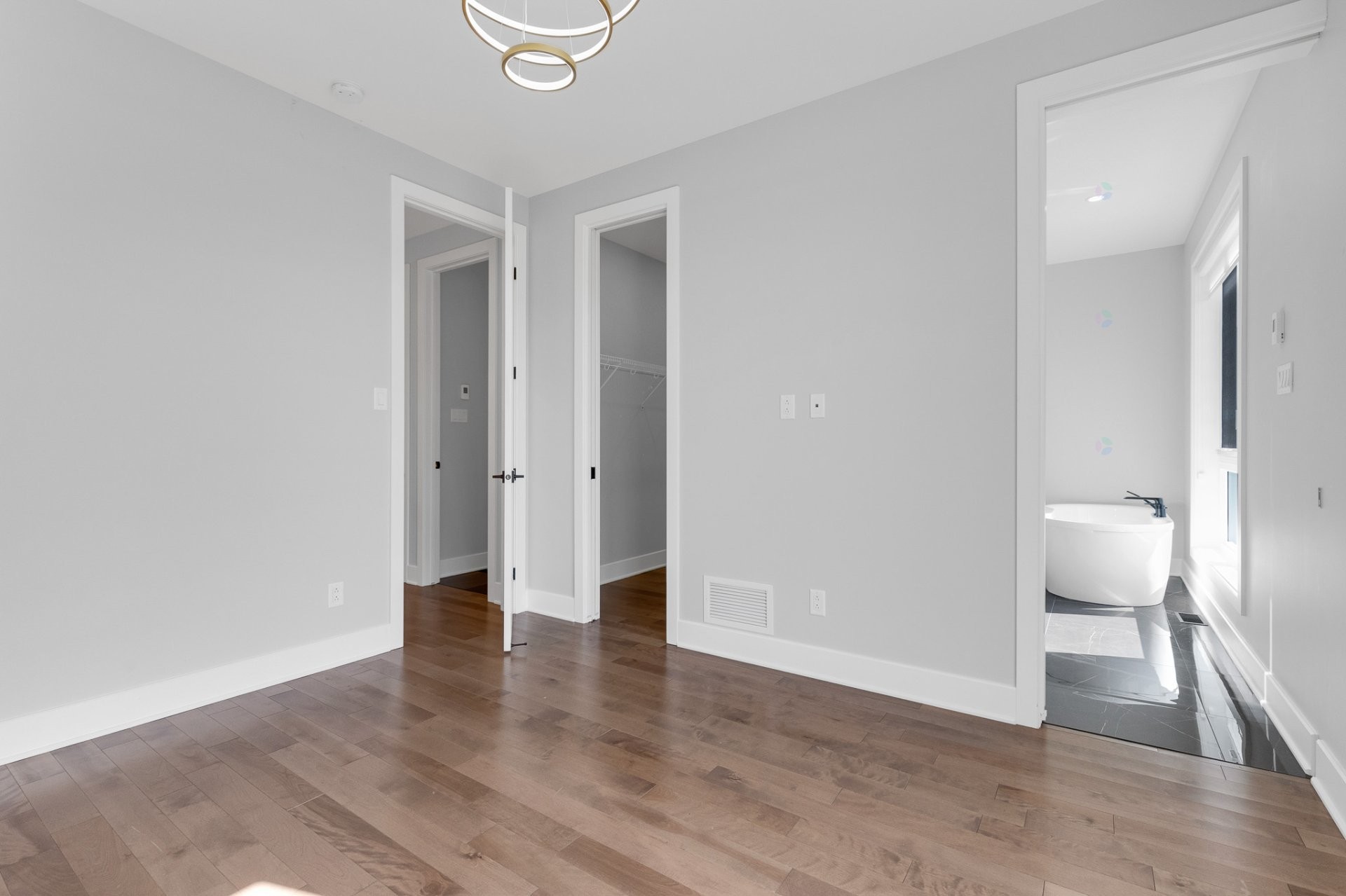 









366


Rue de Belledonne

,
Blainville,




QC
J7C0Z3

