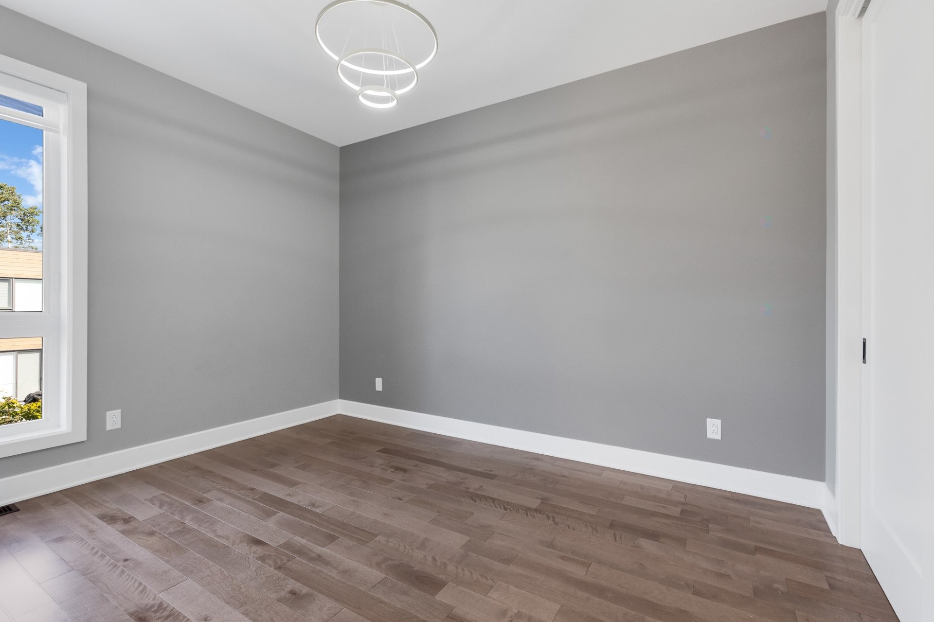 









366


Rue de Belledonne

,
Blainville,




QC
J7C0Z3

