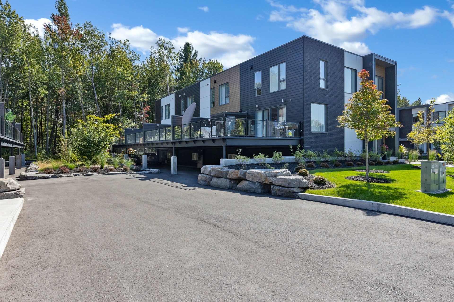 









366


Rue de Belledonne

,
Blainville,




QC
J7C0Z3

