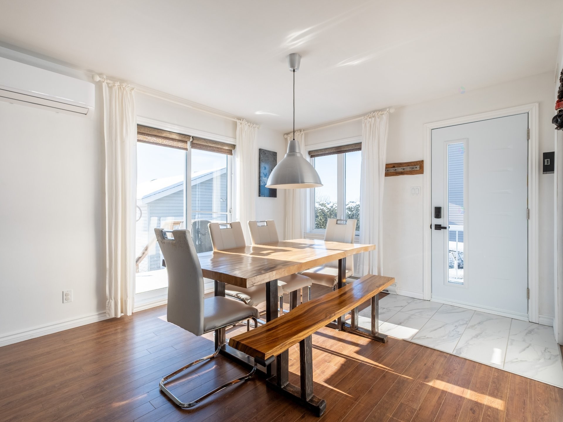 









93


Rue Guilbault

,
Yamaska,




QC
J0G1X0

