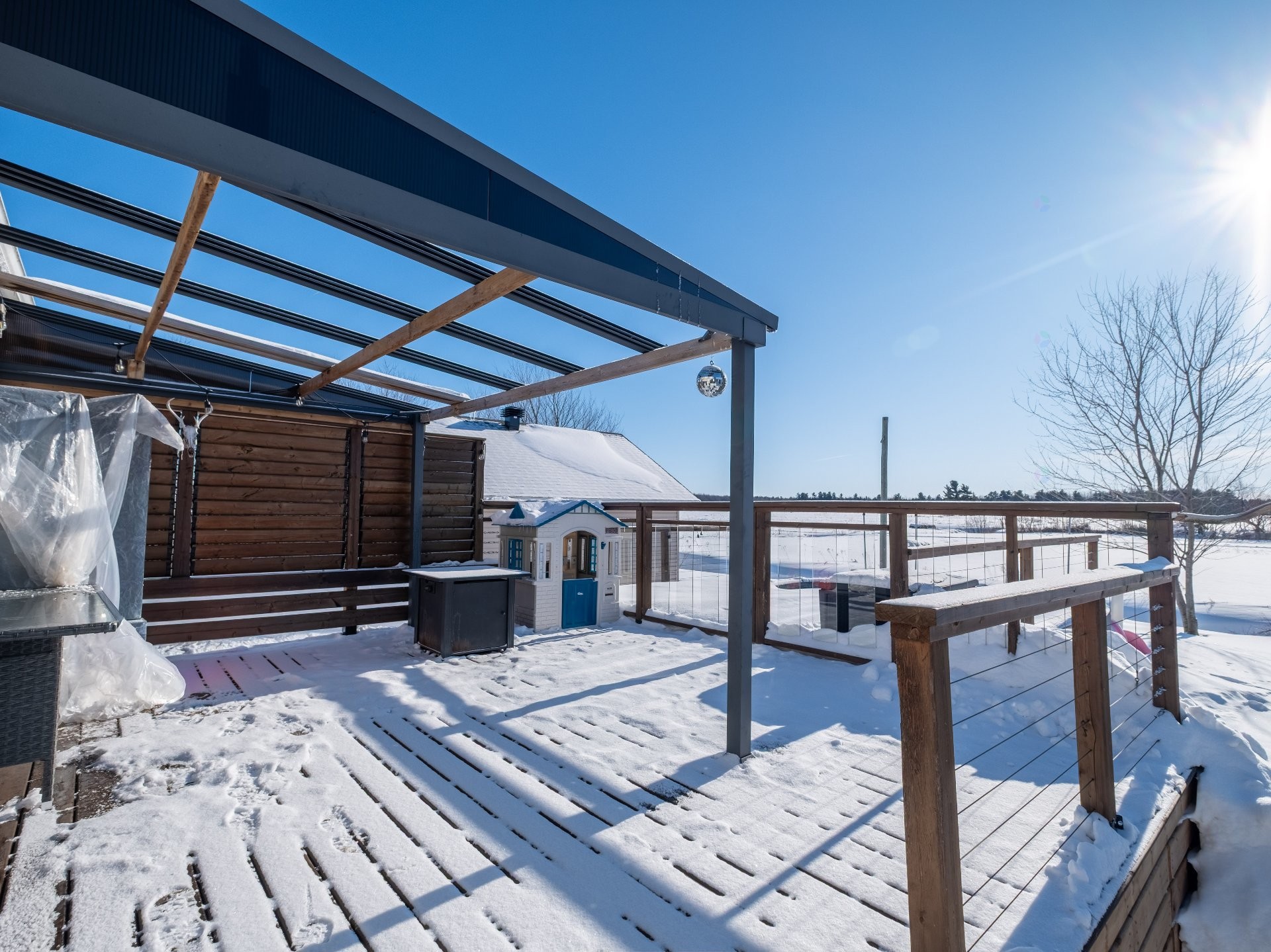 









93


Rue Guilbault

,
Yamaska,




QC
J0G1X0

