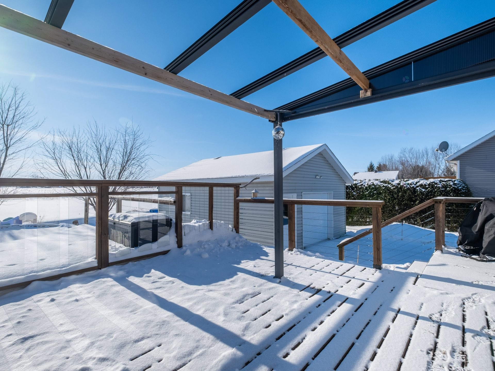 









93


Rue Guilbault

,
Yamaska,




QC
J0G1X0

