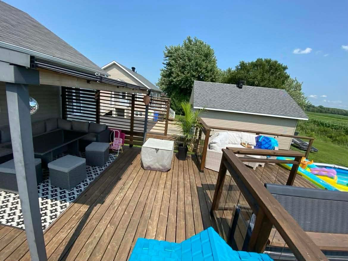 









93


Rue Guilbault

,
Yamaska,




QC
J0G1X0

